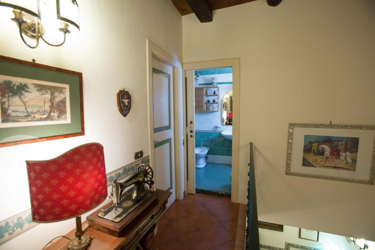 Bed and Breakfast La Via Dei Presepi Neapol Exteriér fotografie